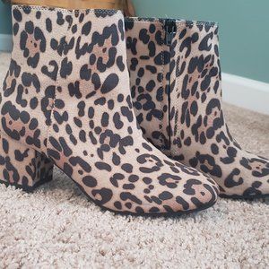 Leopard Print Zip-Up Booties